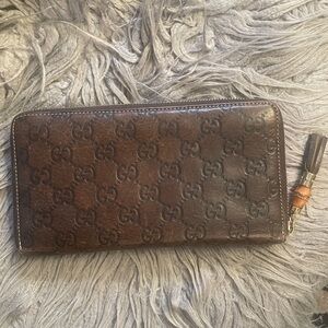 GUCCI Guccissma Dark Brown Leather GG Bamboo Full Zip Wallet